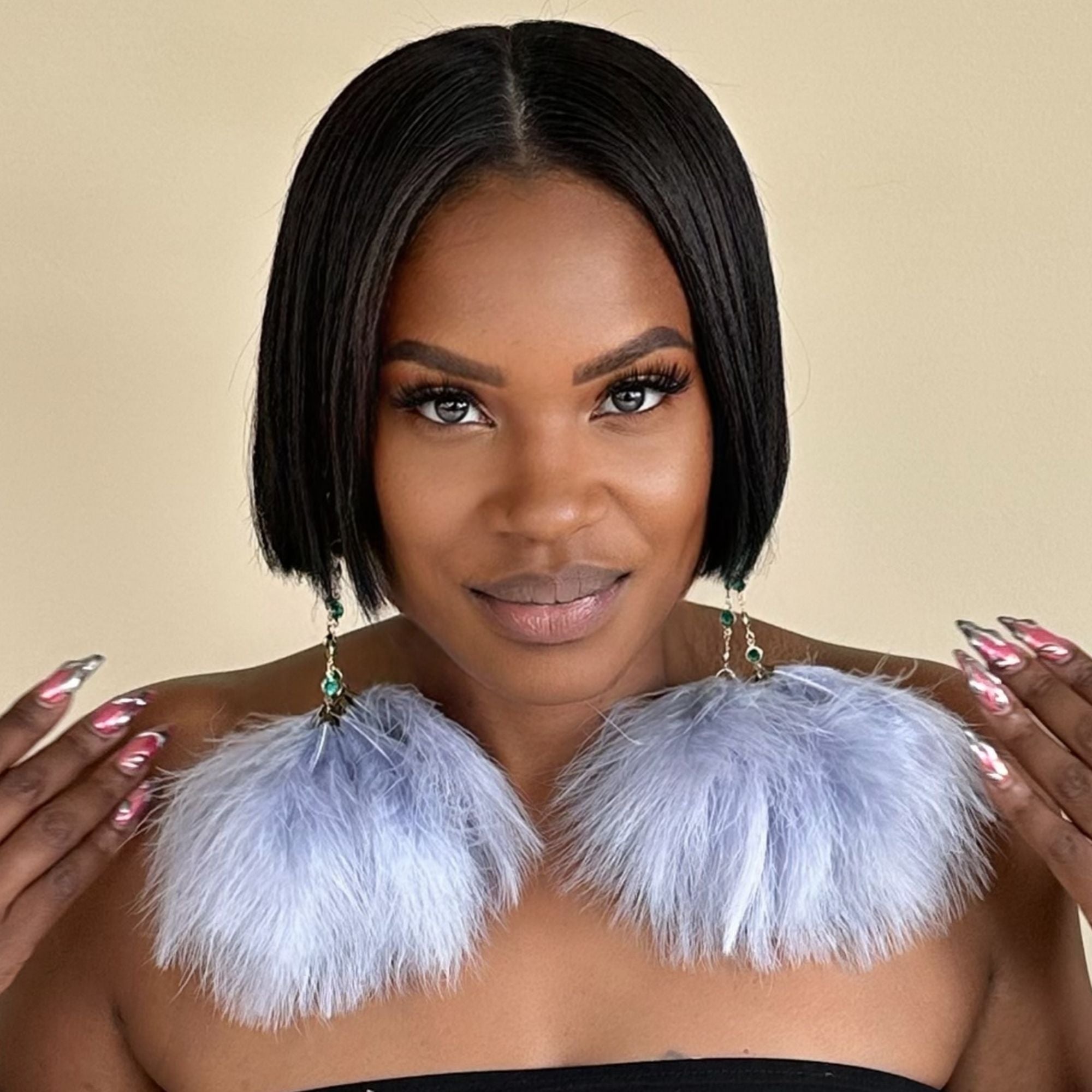 ELEGANCE GRAY - Green Feather Earrings