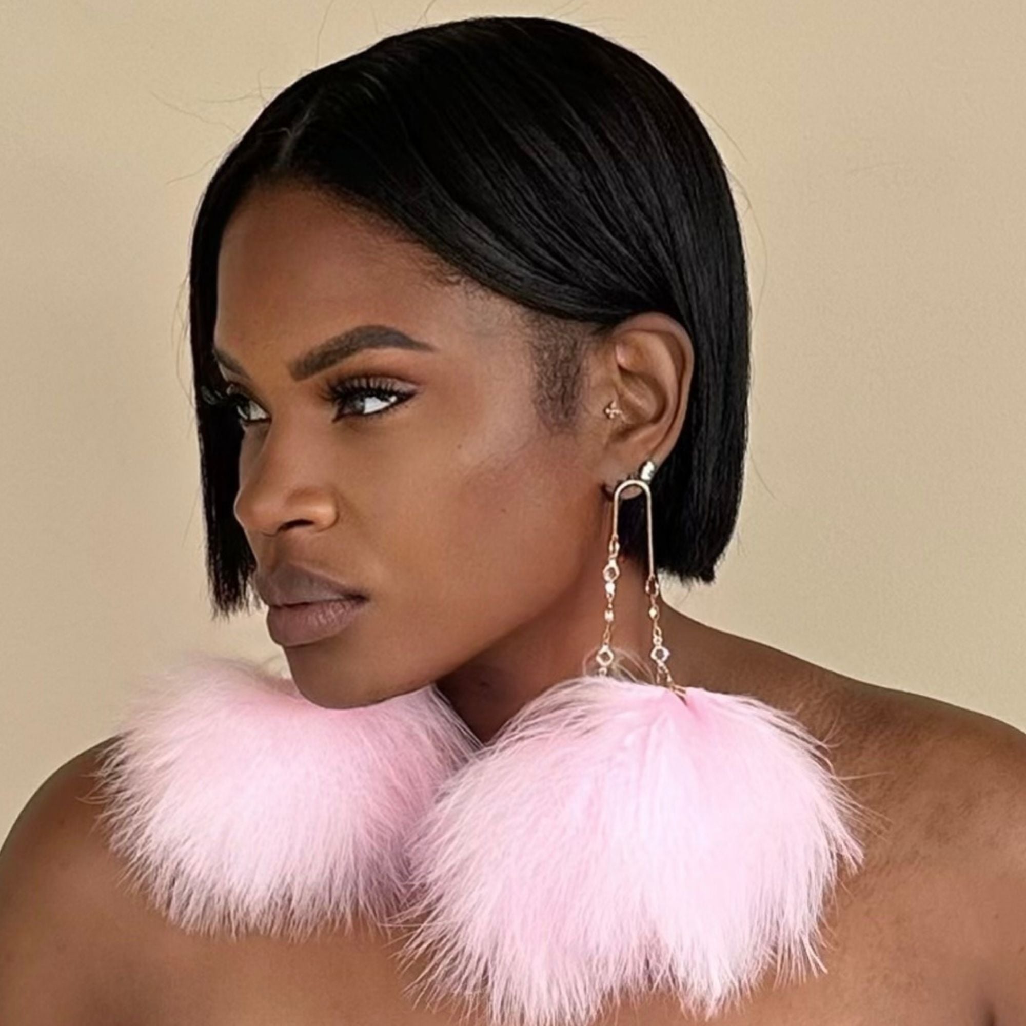 ELEGANCE SALMON - Salmon Pink Feather Earrings