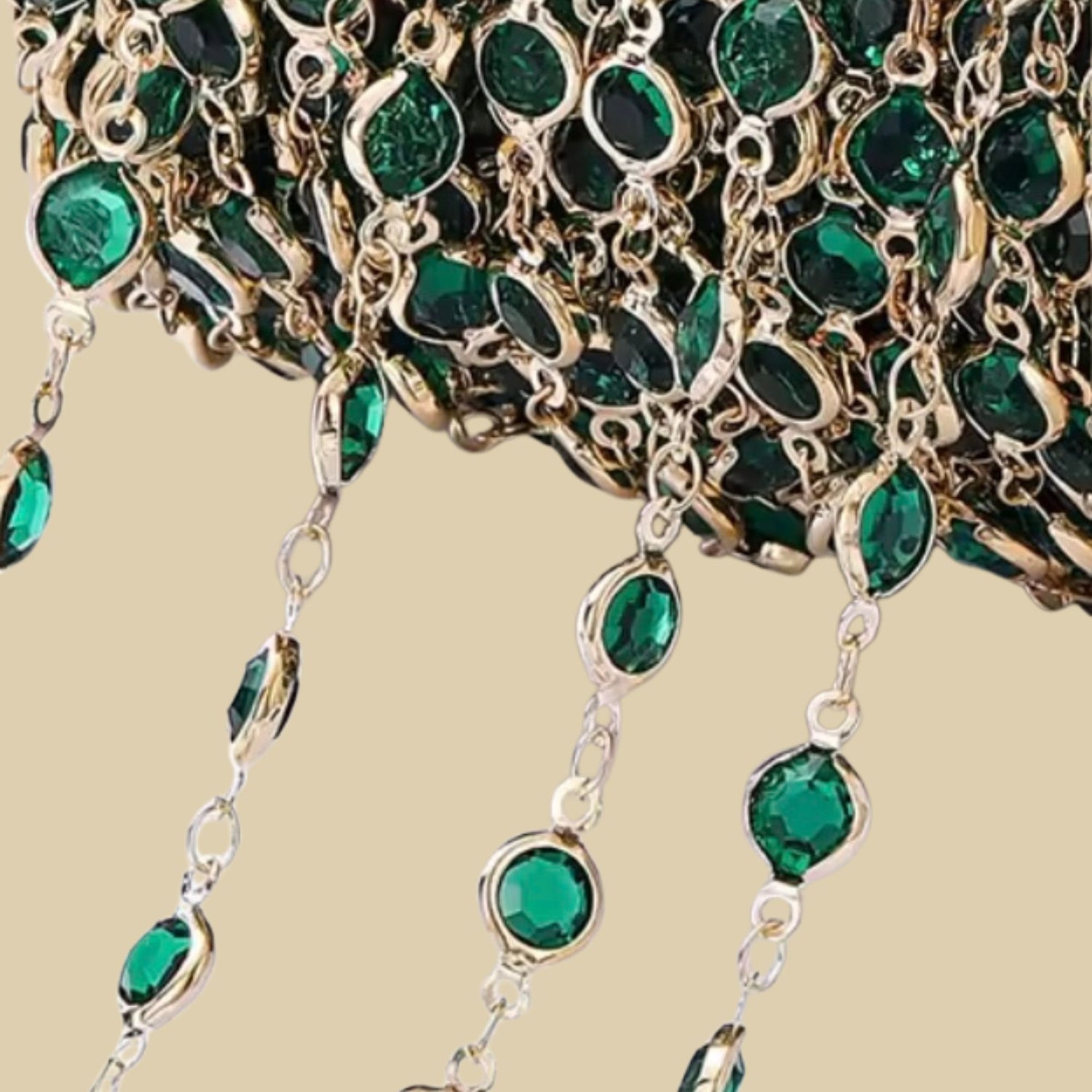 ELEGANCE GREEN - Green Feather Earrings