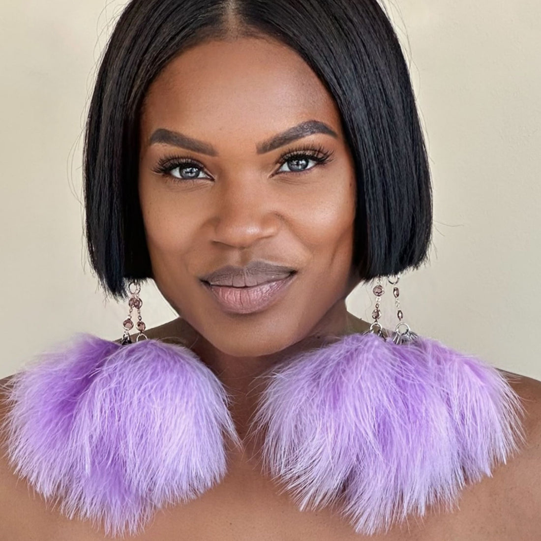 ELEGANCE LILAC - Lilac Feather Earrings